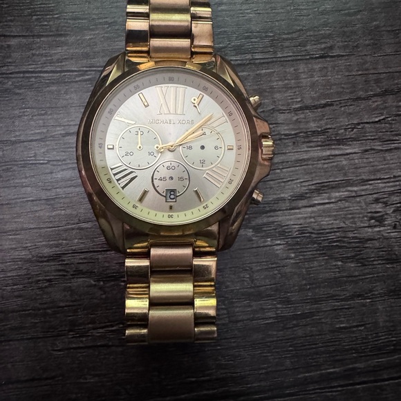 ✨ Michael Kors UNISEX Bradshaw Gold-Tone Chronograph Watch ✨ - Picture 6 of 10